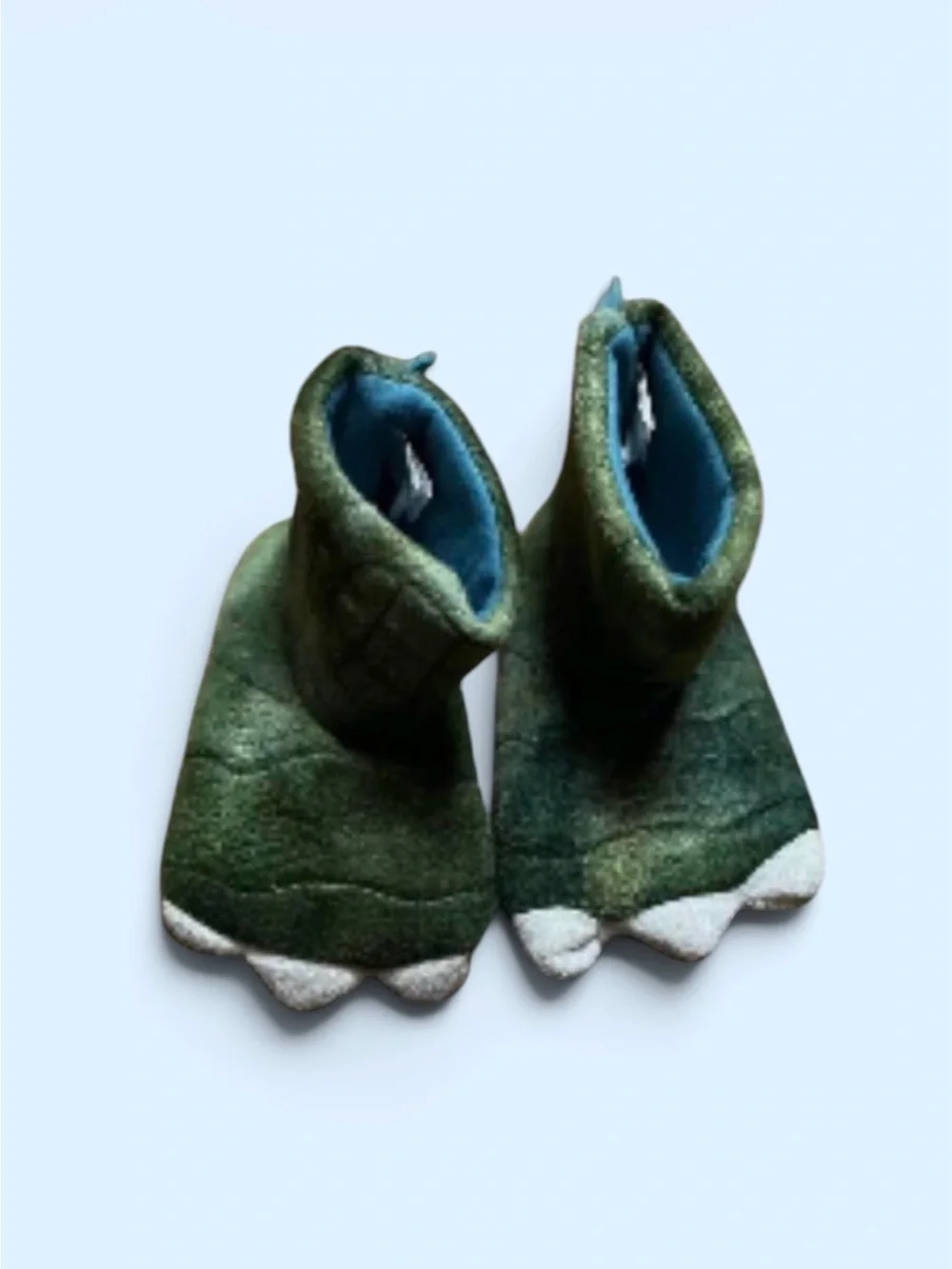 Cat & Jack Toddler Boys Green Dinosaur Claw Feet Slipper Boots Size 12-24 Months
